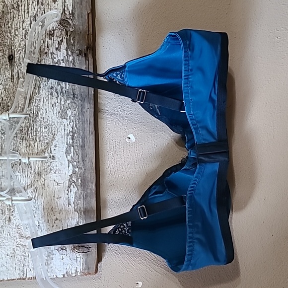 Adore Me blue and black bra 38dd - Picture 2 of 3